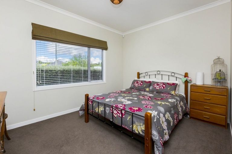 Photo of property in 21 Pempsey Street, Silverstream, Upper Hutt, 5019