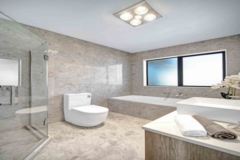 Photo of property in 27 Uatoto Road, Clarks Beach, 2122