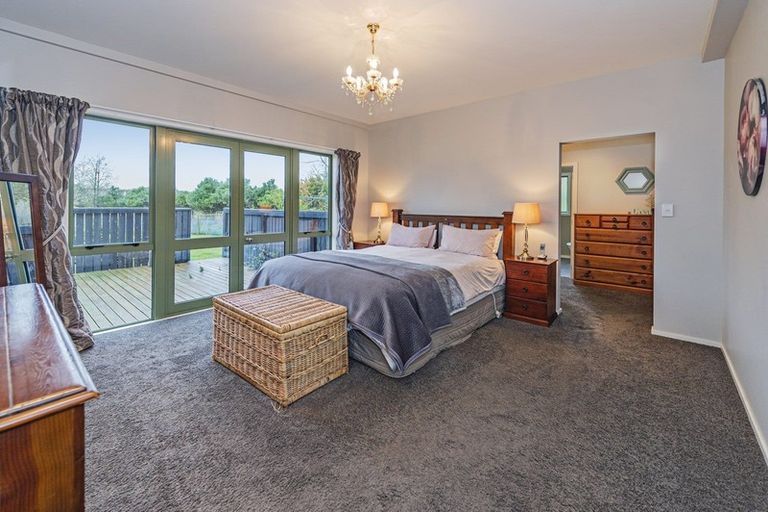 Photo of property in 13 Bridge Street, Southbridge, 7602