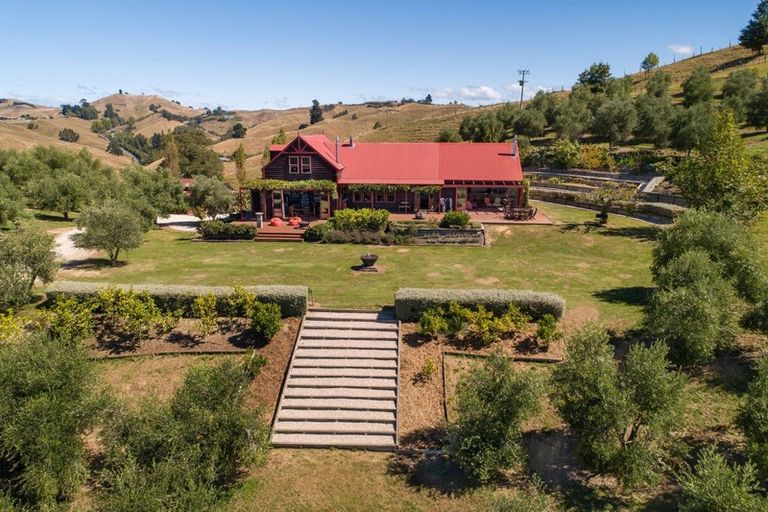 Photo of property in 598 Neudorf Road, Upper Moutere, 7175