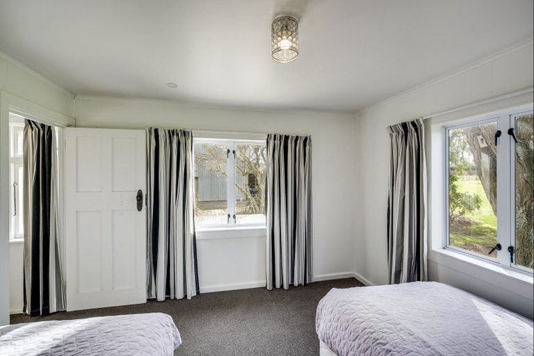 Photo of property in 43 Crosses Road, Havelock North, Hastings, 4172