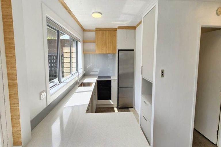 Photo of property in 1/246 Courtenay Street, Strandon, New Plymouth, 4312