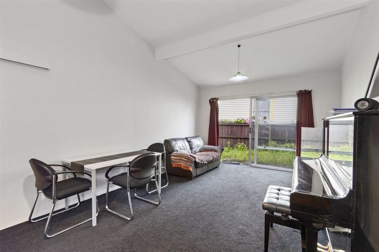Photo of property in 2/422 Armagh Street, Linwood, Christchurch, 8011