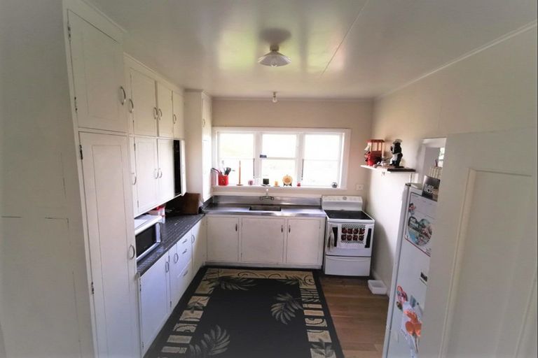 Photo of property in 15 Thyra Street, Dannevirke, 4930