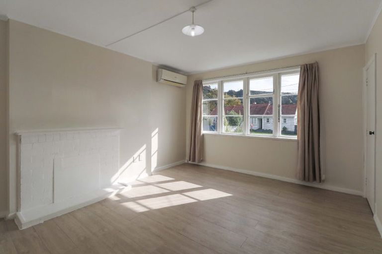 Photo of property in 13 Toomath Street, Naenae, Lower Hutt, 5011