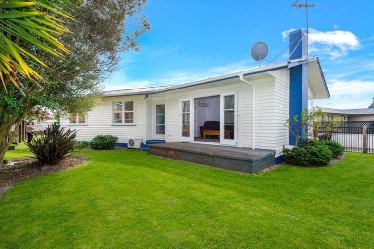 Photo of property in 37 Garden Heights Avenue, Glenview, Hamilton, 3206