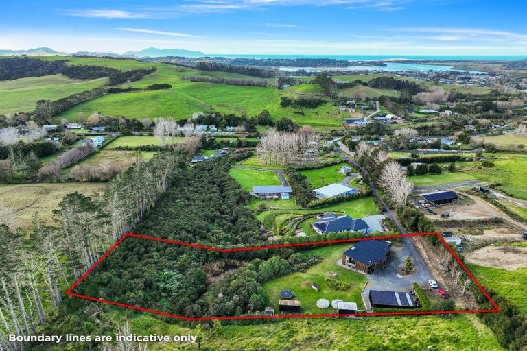Photo of property in 30 Carnell Place, Mangawhai, Kaiwaka, 0573