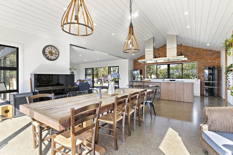 Photo of property in 106 Carters Line, Parkvale, Carterton, 5792