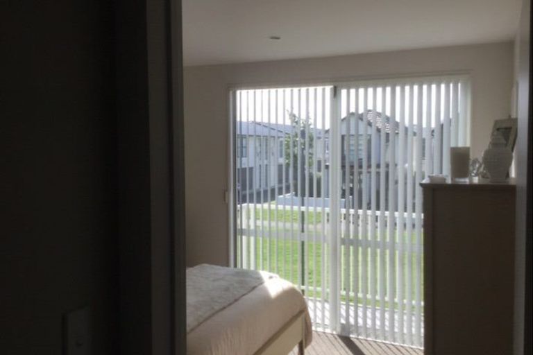 Photo of property in 59 Phar Lap Crescent, Takanini, 2112