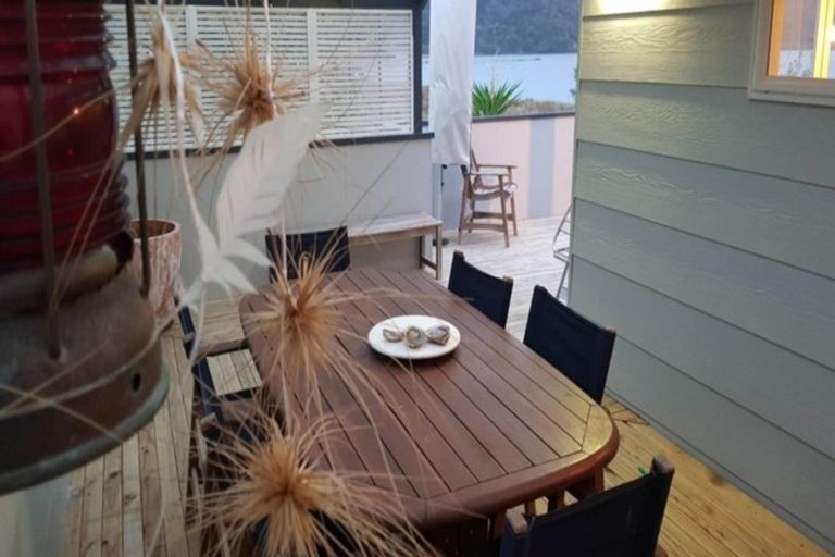 Photo of property in 14 Logan Nicks Place, Whangaruru, Russell, 0184