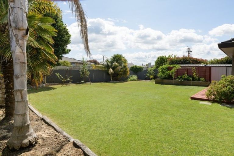 Photo of property in 6 Stableford Drive, Pyes Pa, Tauranga, 3112
