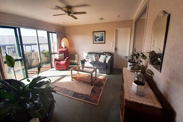 Photo of property in 45 Baverstock Road, Nawton, Hamilton, 3200