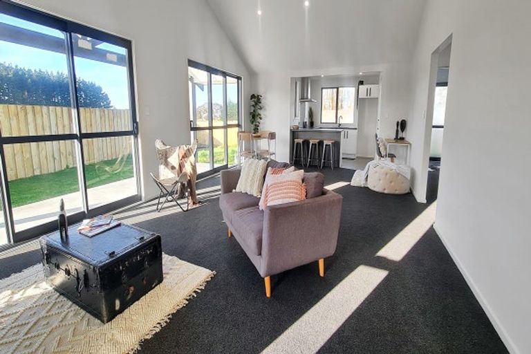 Photo of property in 30 Oldfield Lane, Marton, 4710