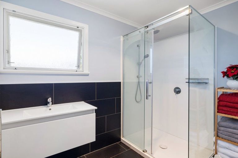 Photo of property in 30 Garden Heights Avenue, Glenview, Hamilton, 3206