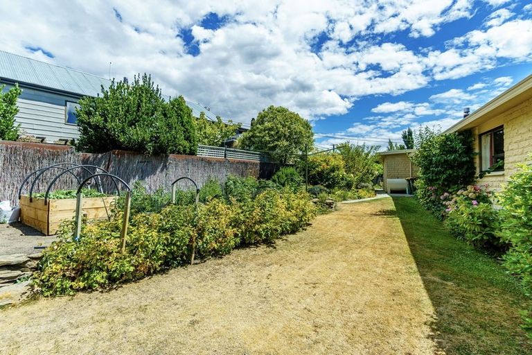 Photo of property in 74 Aronui Road, Bridge Hill, Alexandra, 9320