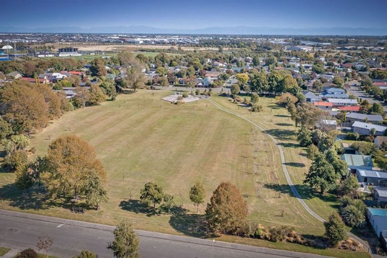 Photo of property in 24 West-watson Avenue, Hillmorton, Christchurch, 8025