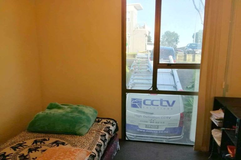 Photo of property in 5 Rosedale Road, Pinehill, Auckland, 0632