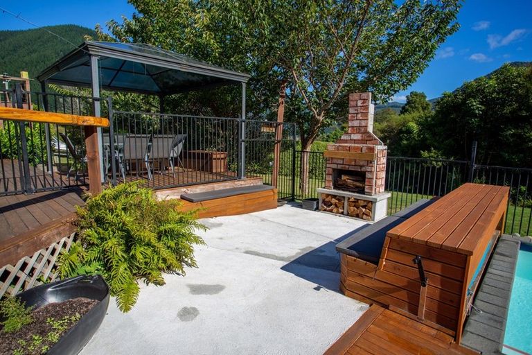 Photo of property in 12 Tai Close, Kaiuma Bay, Havelock, 7178