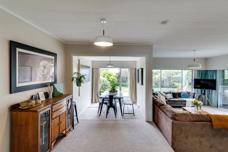 Photo of property in 2 O'connell Road, Bay View, Napier, 4104