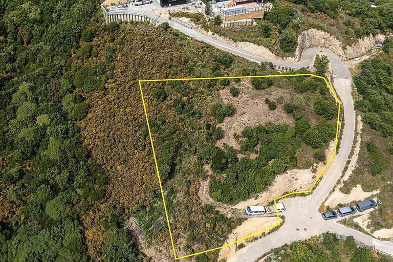 Photo of property in 239 Houghton Bay Road, Houghton Bay, Wellington, 6023