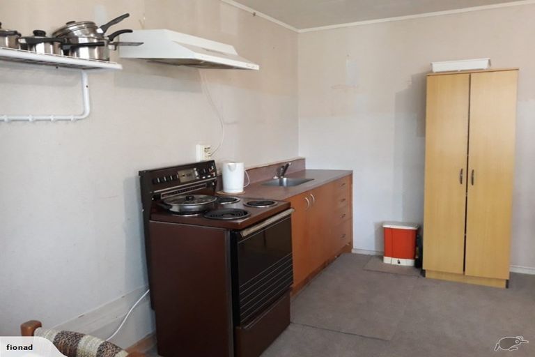 Photo of property in 101 Sunnynook Road, Forrest Hill, Auckland, 0620