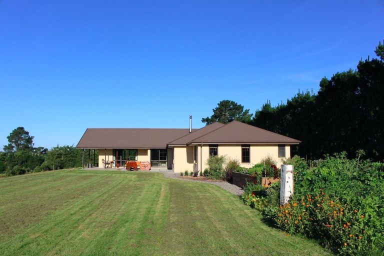 Photo of property in 106 Davis Road, Cust, Rangiora, 7471