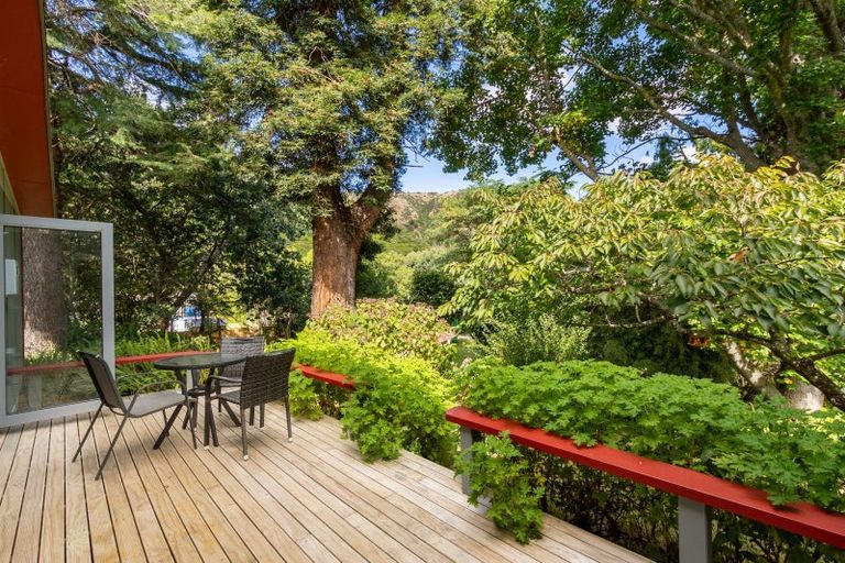 Photo of property in 100 Leinster Avenue, Raumati South, Paraparaumu, 5032