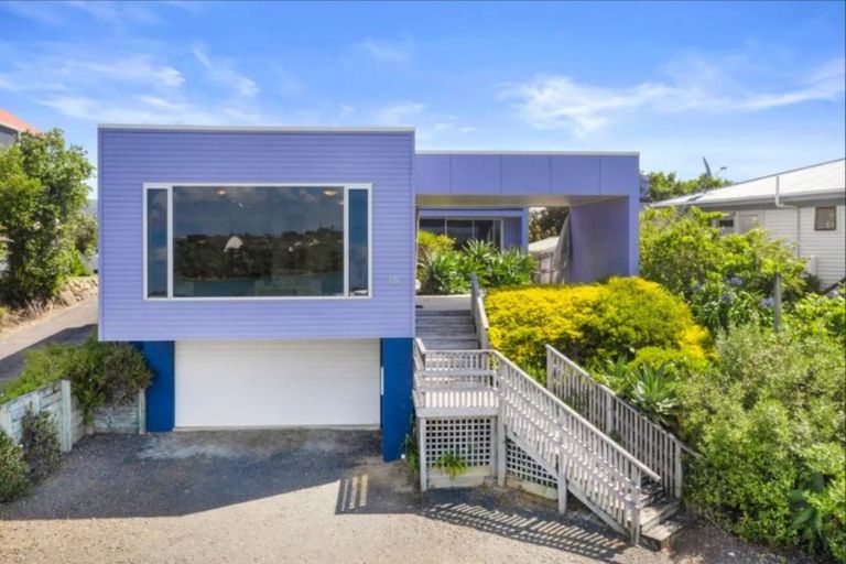 Photo of property in 15 Opotoru Road, Raglan, 3225