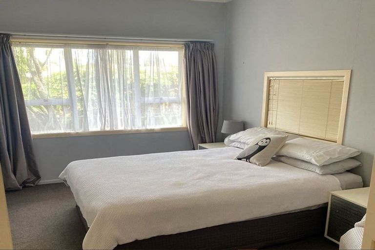 Photo of property in 300 Cambridge Road, Hillcrest, Hamilton, 3216