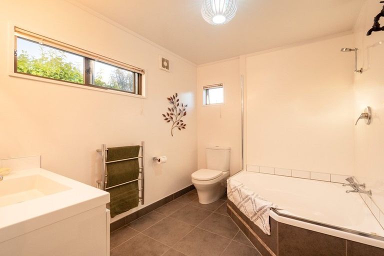Photo of property in 7 Takahe Place, Matua, Tauranga, 3110
