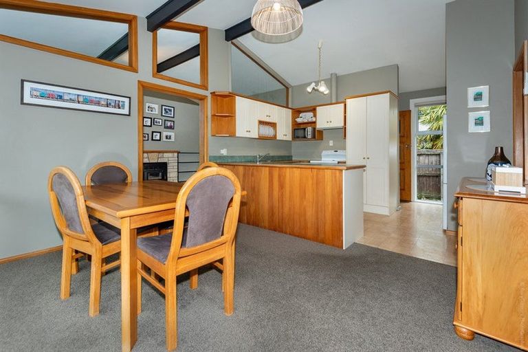 Photo of property in 7 Penwood Street, Russley, Christchurch, 8042