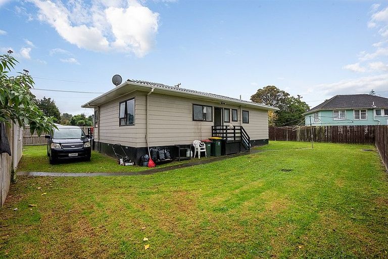 Photo of property in 1 Kita Road, Manurewa, Auckland, 2102