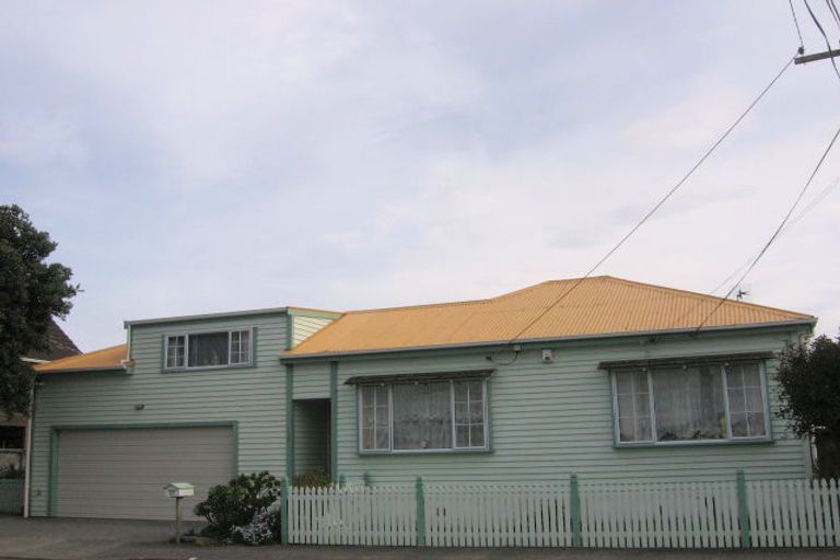 Photo of property in 25 Mudie Street, Alicetown, Lower Hutt, 5010