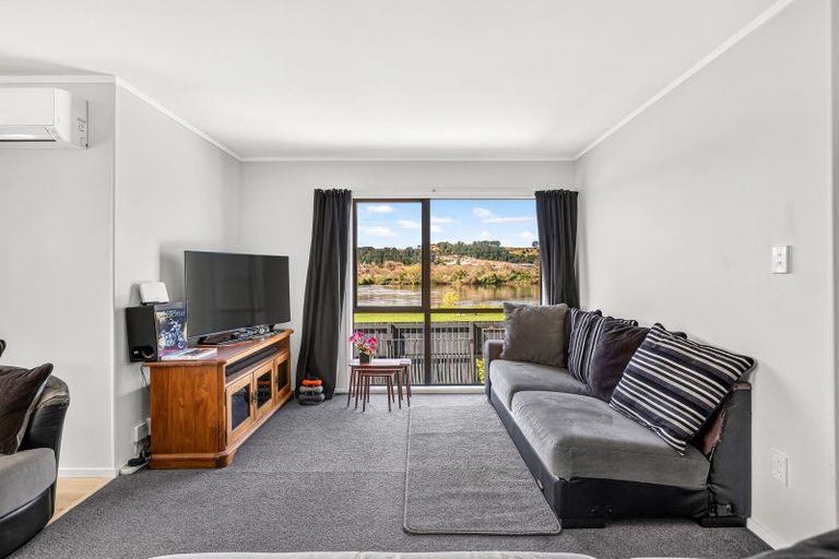 Photo of property in 28 Riverview Road, Huntly, 3700