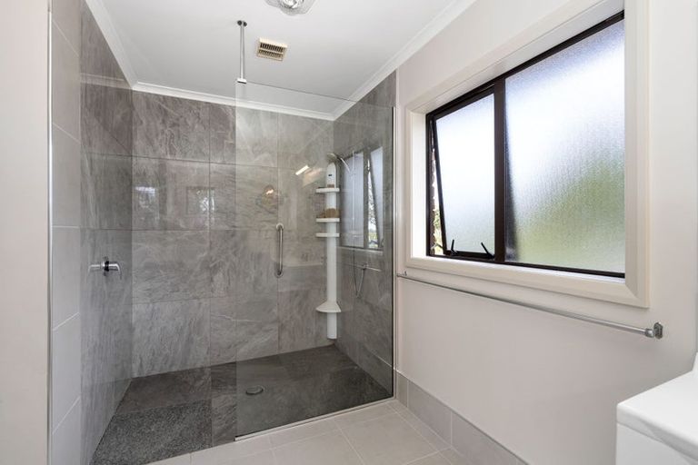 Photo of property in 77 Bruce Road, Levin, 5510