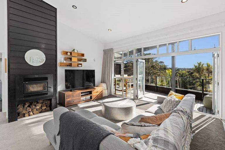 Photo of property in 103 Duck Creek Road, Stillwater, Silverdale, 0993