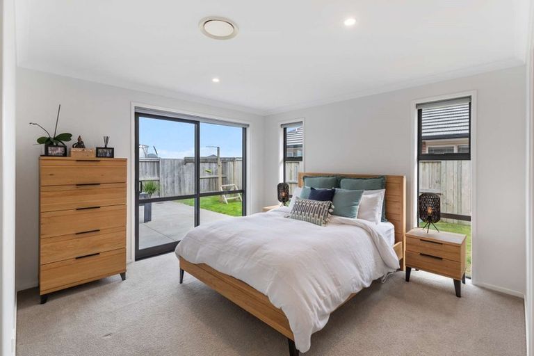 Photo of property in 20 Batty Street, Papamoa Beach, Papamoa, 3118