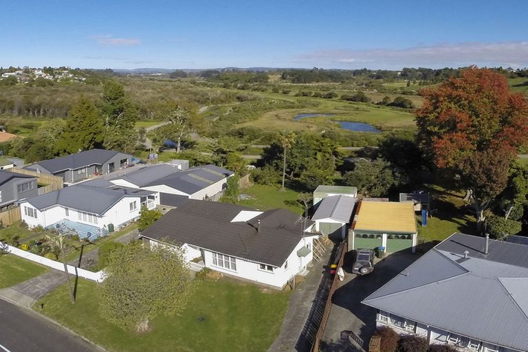 Photo of property in 60 Humber Crescent, Gate Pa, Tauranga, 3112