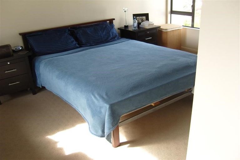 Photo of property in 6b Atamira Close, Churton Park, Wellington, 6037