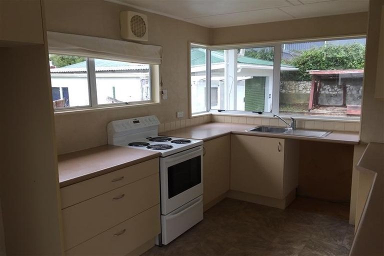 Photo of property in 20 Leicester Street, Picton, 7220