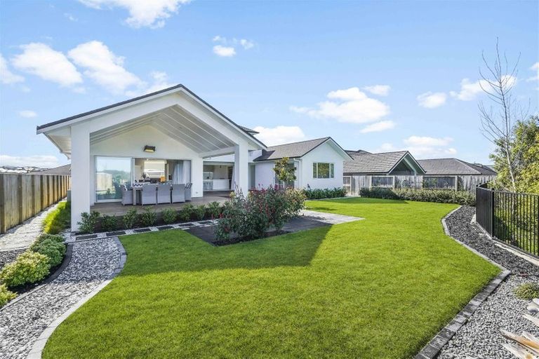 Photo of property in 13 Batten Drive, Flagstaff, Hamilton, 3210