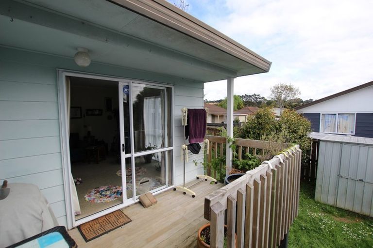 Photo of property in 1/220 Waitemata Drive, Ranui, Auckland, 0612