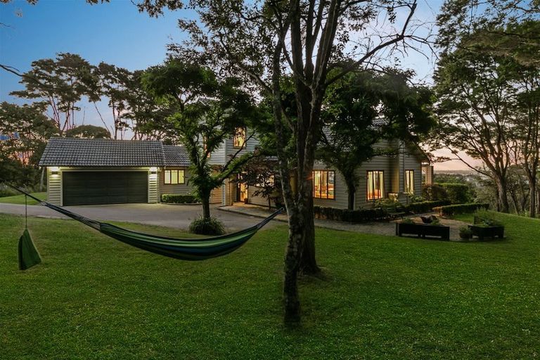 Photo of property in 251 Kaipara Road, Papakura, 2582