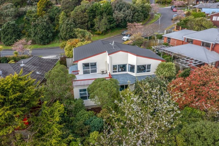 Photo of property in 44 Sailmaker Close, Whitby, Porirua, 5024