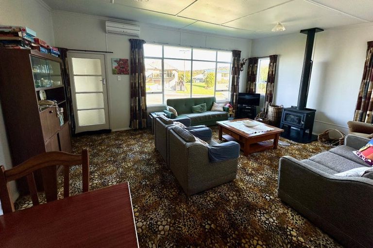 Photo of property in 14 Totara Street, Kaka Point, Balclutha, 9271