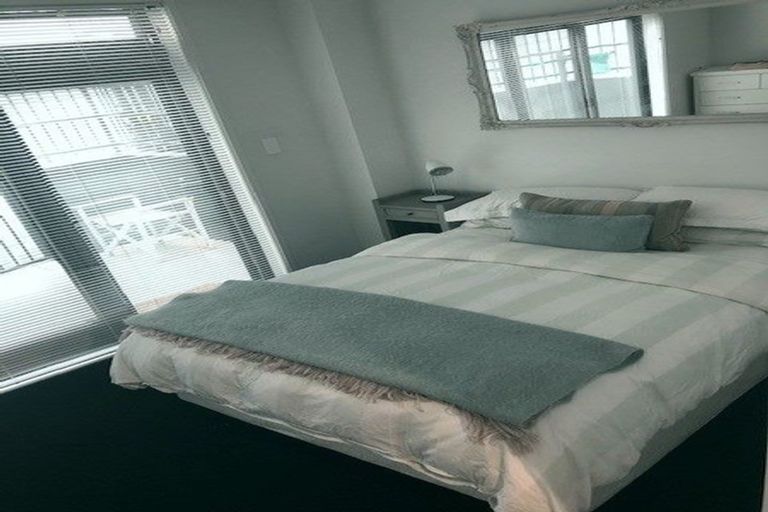 Photo of property in 2/10 Rose Road, Grey Lynn, Auckland, 1021