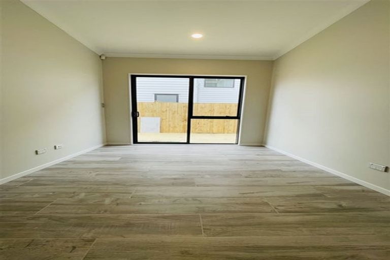 Photo of property in 111 Valderama Drive, Flat Bush, Auckland, 2019