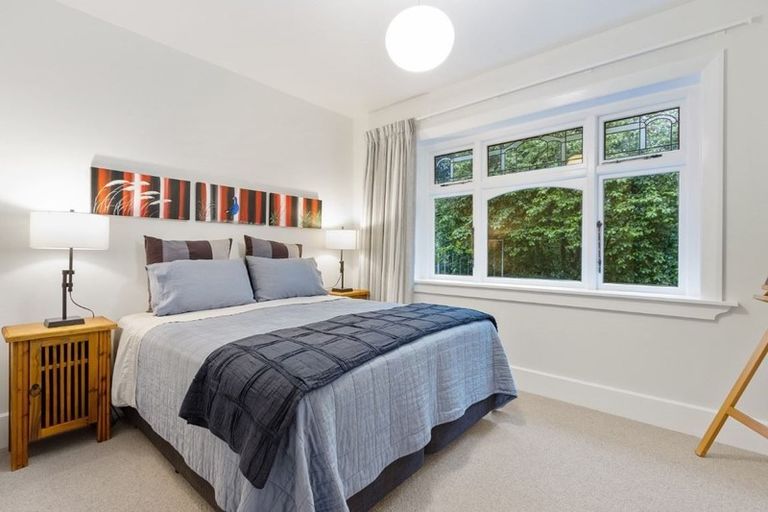 Photo of property in 79 Cashmere Road, Cashmere, Christchurch, 8022