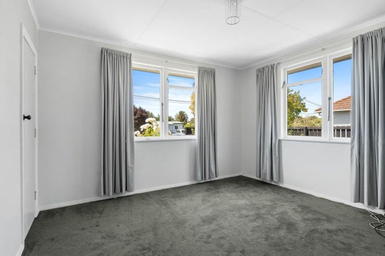 Photo of property in 10 Surrey Street, Solway, Masterton, 5810