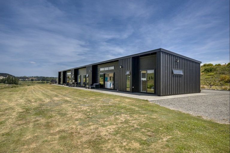 Photo of property in 8 Riverview Drive, Otane, 4277